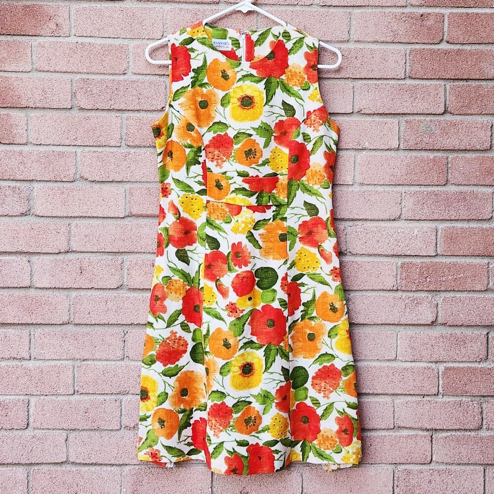 Vintage 1960s Tanner of North Carolina Floral Barkcloth Dress Size 10
